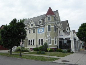 Abraham's Jewelers plus 798 Elmwood