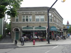 Cafe Aroma-Talking Leaves 141 Bidwell