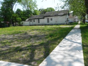 Carlton-Maple Vacant Lot