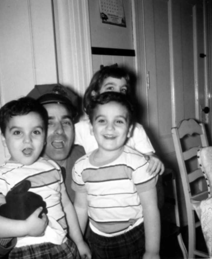 31 - Christmas Eve 1953 - The Singing Mailman